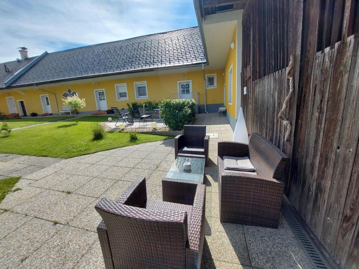 Hotel Wollsdorferhof Sankt Ruprecht an der Raab Esterno foto